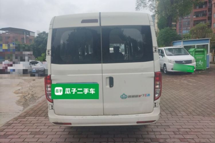 Used CHANGAN KUAYUE Xing V7 EV 2024 251 km Luxury Dual-Door Version 6 Seats Rear