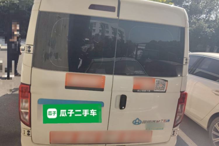 Used CHANGAN KUAYUE Xing V7 EV 2024 316 km Luxury Dual-Door Version 6 Seats Rear
