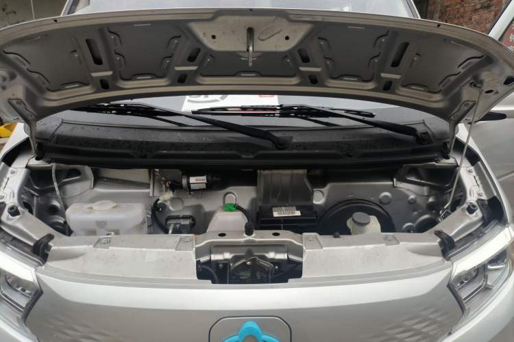 Used CHANGAN KUAYUE Xing V7 EV 2025 Model, Passenger Version, Comfort Type, 6-seater Engine Bay