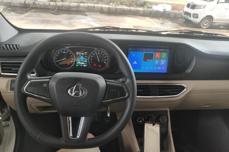 Used CHANGAN KUAYUE Xing V7 EV 2025 Model, 255km Luxury Version, 6 Seats, 38.64 kWh Center Console