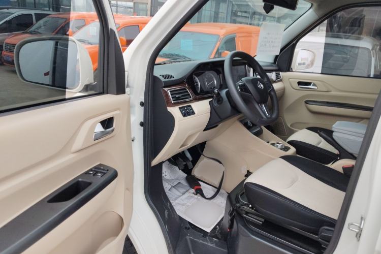 Used CHANGAN KUAYUE Xing V7 EV 2025 Model, 285 km, Smart Enjoyment Version, 6-seater, Ningde 2C, 41.86 kWh Driver Seat