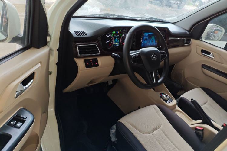 Used CHANGAN KUAYUE Xing V7 EV 2025 Model, 255km Luxury Type, 6-seater, 41.86kWh Driver Seat