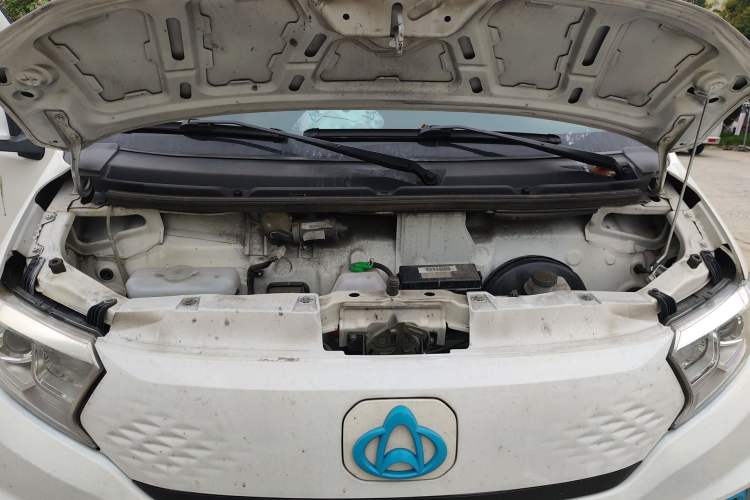 Used CHANGAN KUAYUE Xing V7 EV 2025 Model, 255km Comfort Type, 6-seater, 41.86kWh Engine Bay