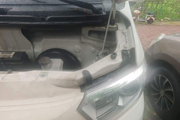 Used CHANGAN KUAYUE Xing V7 EV 2025 Model, 285 km, Smart Enjoyment Version, 6-seater, Ningde 2C, 41.86 kWh Engine Bay Left