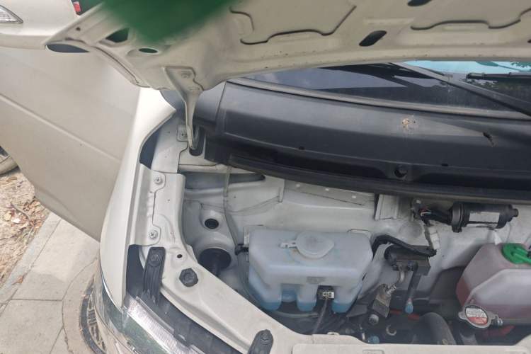 Used CHANGAN KUAYUE Xing V7 EV 2025 Model, 285 km, Smart Enjoyment Version, 6-seater, Ningde 2C, 41.86 kWh Engine Bay Right