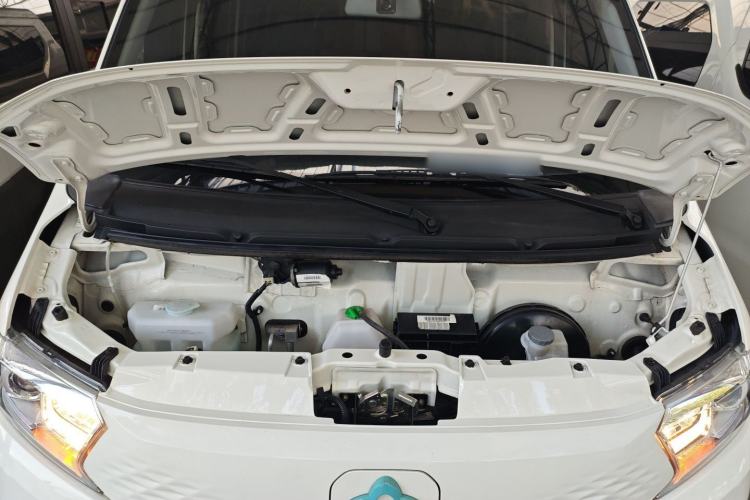 Used CHANGAN KUAYUE Xing V7 EV 2025 Model, 255km Smart Enjoyment Type, 6-seater, 41.86kWh Engine Bay