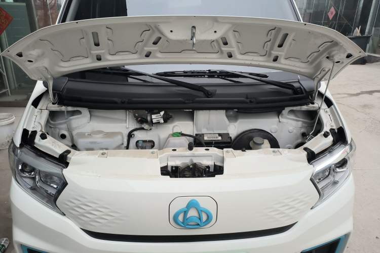 Used CHANGAN KUAYUE Xing V7 EV 2025 Model, 255km Smart Enjoyment Version, 6 Seats, 38.64 kWh Engine Bay