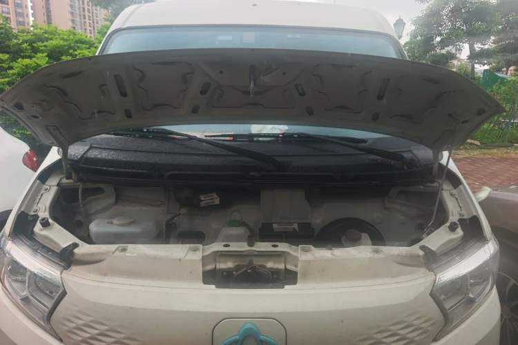 Used CHANGAN KUAYUE Xing V7 EV 2025 Model, 285 km, Smart Enjoyment Version, 6-seater, Ningde 2C, 41.86 kWh Engine Bay