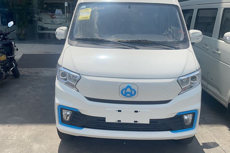 Used CHANGAN KUAYUE Xing V7 EV 2025 Model, 255km Luxury Type, 6-seater, 41.86kWh Exterior 1