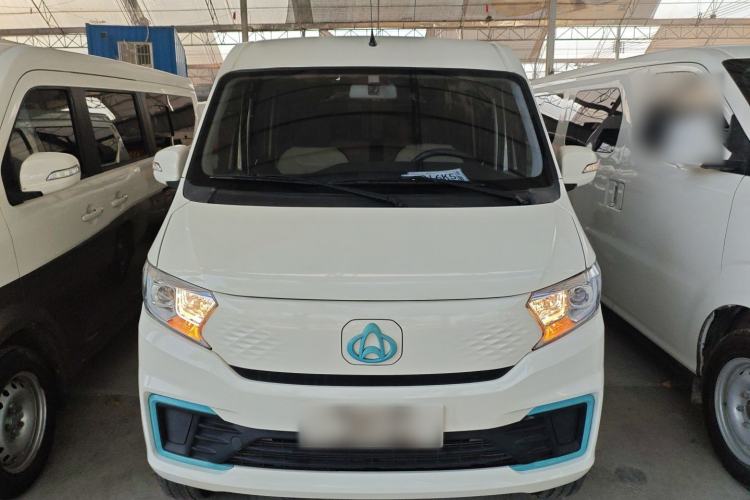 Used CHANGAN KUAYUE Xing V7 EV 2025 Model, 255km Smart Enjoyment Type, 6-seater, 41.86kWh Exterior 1