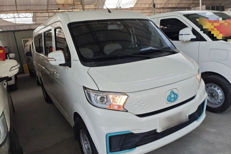 Used CHANGAN KUAYUE Xing V7 EV 2025 Model, 255km Smart Enjoyment Type, 6-seater, 41.86kWh Exterior 2
