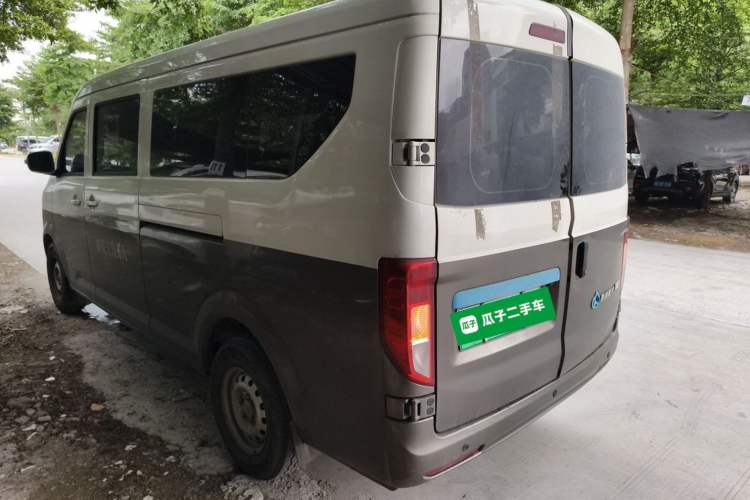 Used CHANGAN KUAYUE Xing V7 EV 2025 Model, 322 km Luxury Edition, 6-seater, Ningde 2C, 50.23 kWh Exterior 3