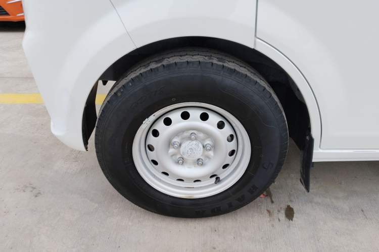 Used CHANGAN KUAYUE Xing V7 EV 2025 Model, 285 km, Smart Enjoyment Version, 6-seater, Ningde 2C, 41.86 kWh Exterior 4