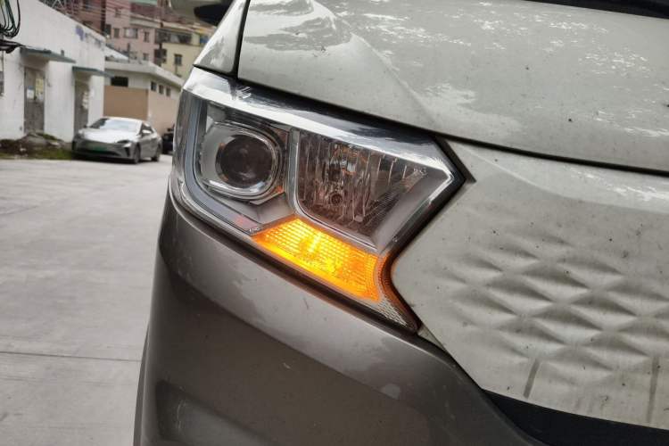 Used CHANGAN KUAYUE Xing V7 EV 2025 Model, 322 km Luxury Edition, 6-seater, Ningde 2C, 50.23 kWh Exterior 6