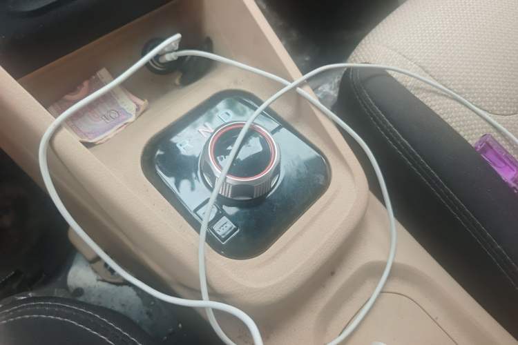 Used CHANGAN KUAYUE Xing V7 EV 2025 Model, 285 km, Smart Enjoyment Version, 6-seater, Ningde 2C, 41.86 kWh Gear Lever