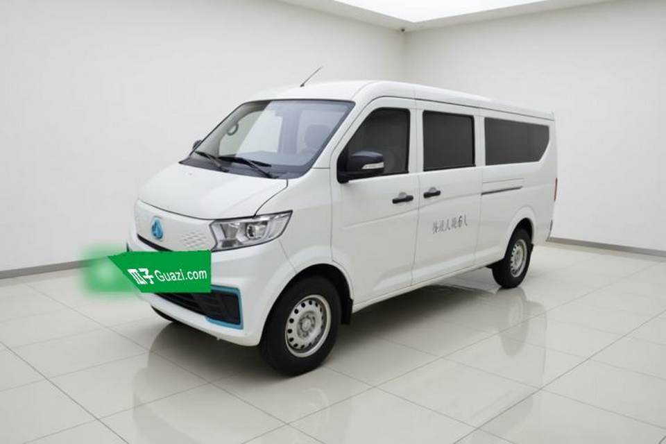 CHANGAN KUAYUE Kuayue Xing V7 EV 2025