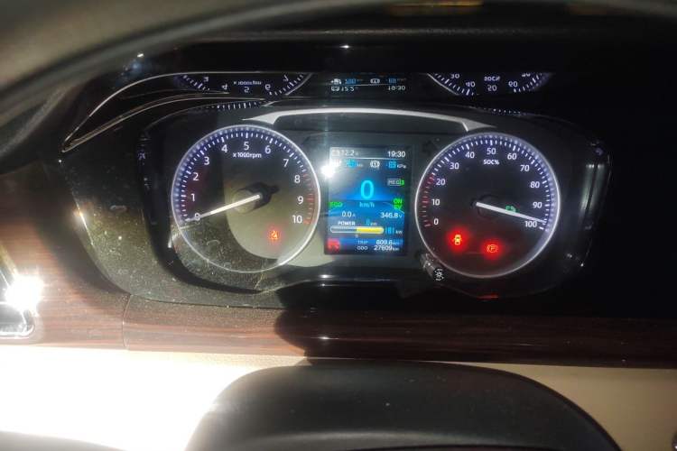 Used CHANGAN KUAYUE Xing V7 EV 2025 Model, 285 km, Smart Enjoyment Version, 6-seater, Ningde 2C, 41.86 kWh Instrument Cluster