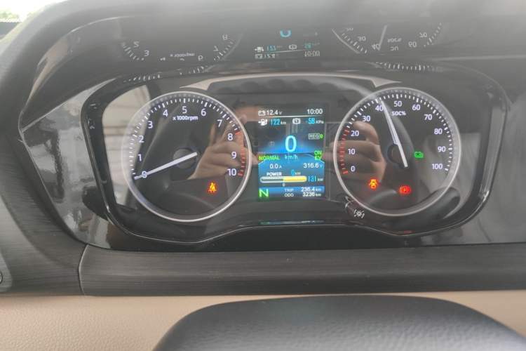 Used CHANGAN KUAYUE Xing V7 EV 2025 Model, 255km Luxury Version, 6 Seats, 38.64 kWh Instrument Cluster