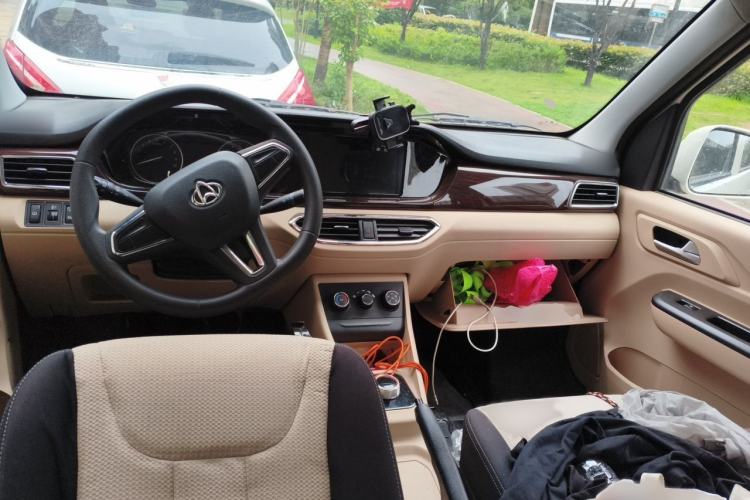 Used CHANGAN KUAYUE Xing V7 EV 2025 Model, 285 km, Luxury Version, 6-seater, Ningde 2C, 41.86 kWh Interior 2
