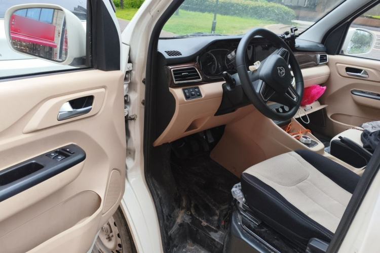 Used CHANGAN KUAYUE Xing V7 EV 2025 Model, 285 km, Luxury Version, 6-seater, Ningde 2C, 41.86 kWh Interior 3