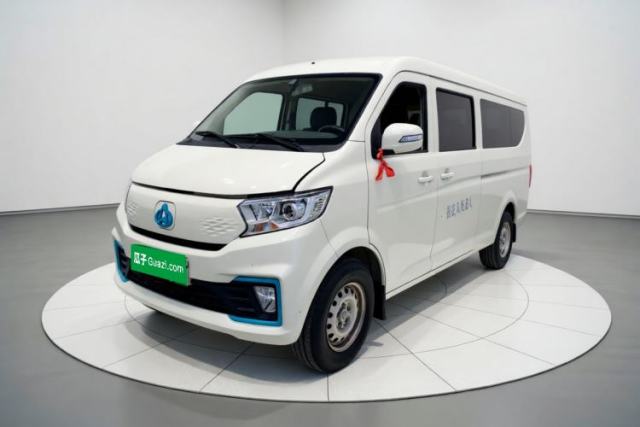 Ojetý CHANGAN KUAYUE Xing V7 EV 2025 Model, 255km Luxury Type, 6-seater, 41.86kWh