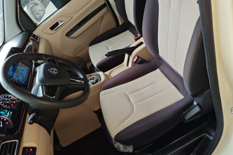 Used CHANGAN KUAYUE Xing V7 EV 2025 Model, 255km Luxury Type, 6-seater, 41.86kWh Left Front Seat