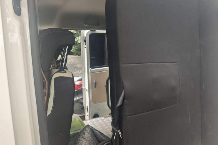 Used CHANGAN KUAYUE Xing V7 EV 2025 Model, 285 km, Smart Enjoyment Version, 6-seater, Ningde 2C, 41.86 kWh Left Rear Seat