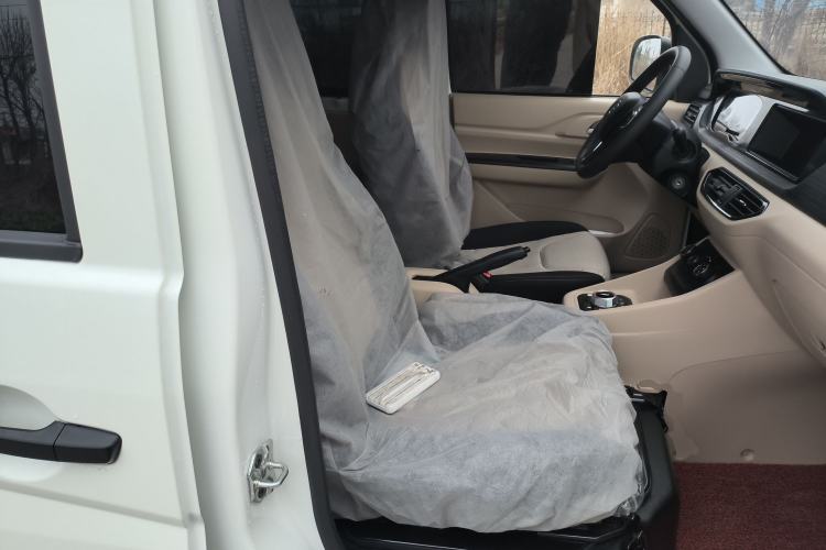 Used CHANGAN KUAYUE Xing V7 EV 2025 Model, 255km Smart Enjoyment Version, 6 Seats, 38.64 kWh Right Front Seat