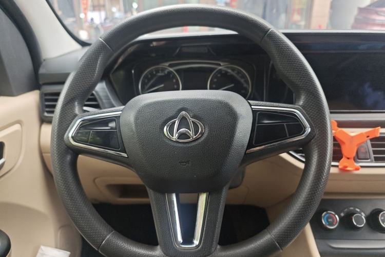 Used CHANGAN KUAYUE Xing V7 EV 2025 Model, 255km Smart Enjoyment Version, 6 Seats, 38.64 kWh Steering Wheel