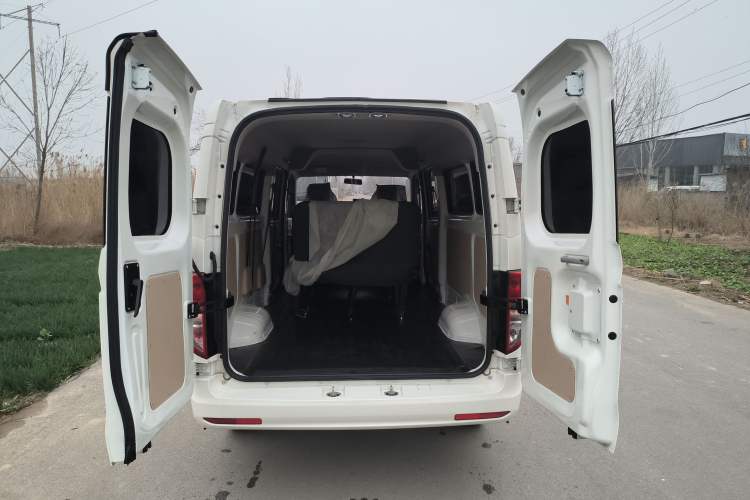 Used CHANGAN KUAYUE Xing V7 EV 2025 Model, 255km Smart Enjoyment Version, 6 Seats, 38.64 kWh Trunk