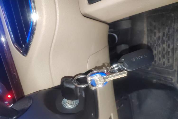 Used CHANGAN KUAYUE Xing V7 EV 2025 Model, 285 km, Smart Enjoyment Version, 6-seater, Ningde 2C, 41.86 kWh Vehicle Key
