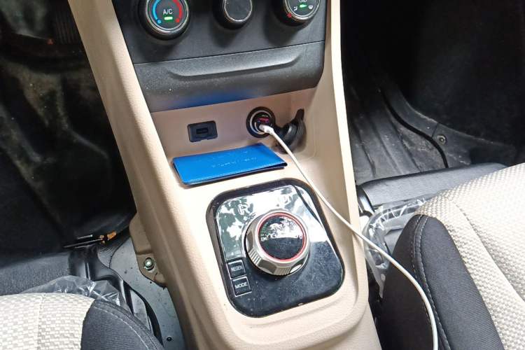 Used CHANGAN KUAYUE Xing V7 EV 2025 Model, 285 km, Luxury Version, 6-seater, Ningde 2C, 41.86 kWh Vehicle Key
