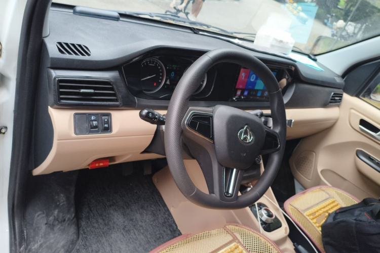 Used CHANGAN KUAYUE Xing V7 EV 2026 Model 270km Ningde Third-Generation 2C Smart Enjoyment Van 2-Seater 41.86kWh Center Console