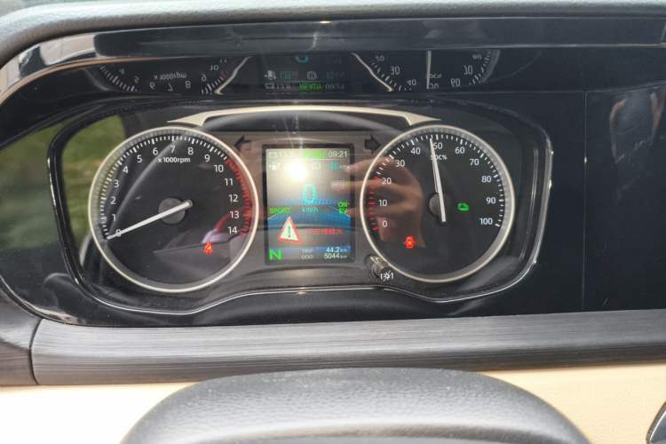 Used CHANGAN KUAYUE Xing V7 EV 2026 Model 270km Ningde Third-Generation 2C Smart Enjoyment Van 2-Seater 41.86kWh Instrument Cluster