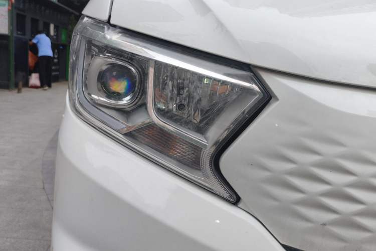 Used CHANGAN KUAYUE Xing V7 EV 2026 Model 270km Ningde Third-Generation 2C Smart Enjoyment Van 2-Seater 41.86kWh Right Front Headlight