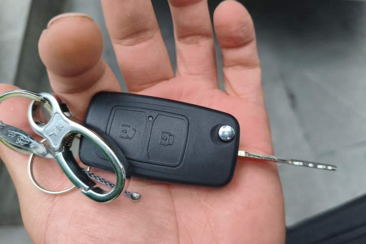 Used CHANGAN KUAYUE Xing V7 EV 2026 Model 270km Ningde Third-Generation 2C Smart Enjoyment Van 2-Seater 41.86kWh Vehicle Key
