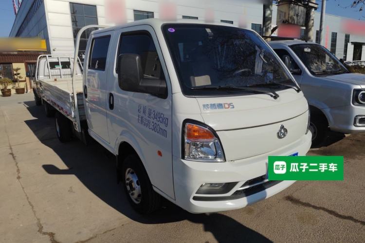 Used CHANGAN KUAYUE Zhe D5 2021 1.6L Standard Edition Double-Cab Flatbed with Dual Rear Wheels 3050mm Cargo Bed DAM16KL Exterior 2