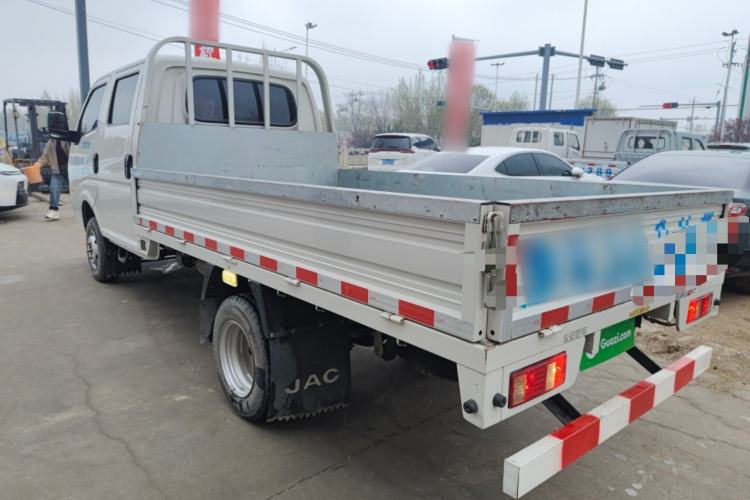 Used CHANGAN KUAYUE Zhe D5 2021 1.6L Standard Edition Double-Cab Flatbed with Dual Rear Wheels 3050mm Cargo Bed DAM16KL Exterior 2