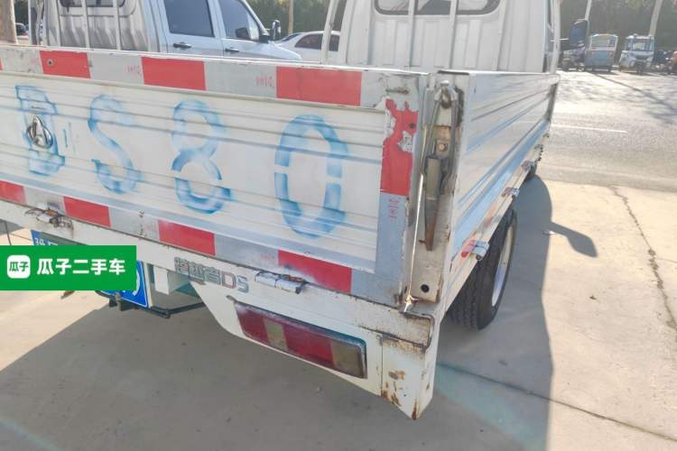 Used CHANGAN KUAYUE Zhe D5 2021 1.6L Standard Edition Double-Cab Flatbed with Dual Rear Wheels 3050mm Cargo Bed DAM16KL Exterior 6