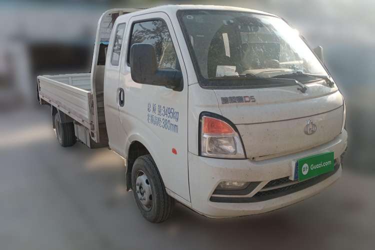 Used CHANGAN KUAYUE Zhe D5 2021 1.6L Standard Edition Single-Row Cargo Bed with Double Rear Wheels 3750mm Cargo Box DAM16KL Front Right 45 Deg