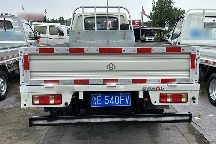 Used CHANGAN KUAYUE Zhe D5 2021 1.6L Comfort Edition Single-Row Crew Cab with Dual Rear Wheels 3750mm Cargo Bed DAM16KL Interior 3
