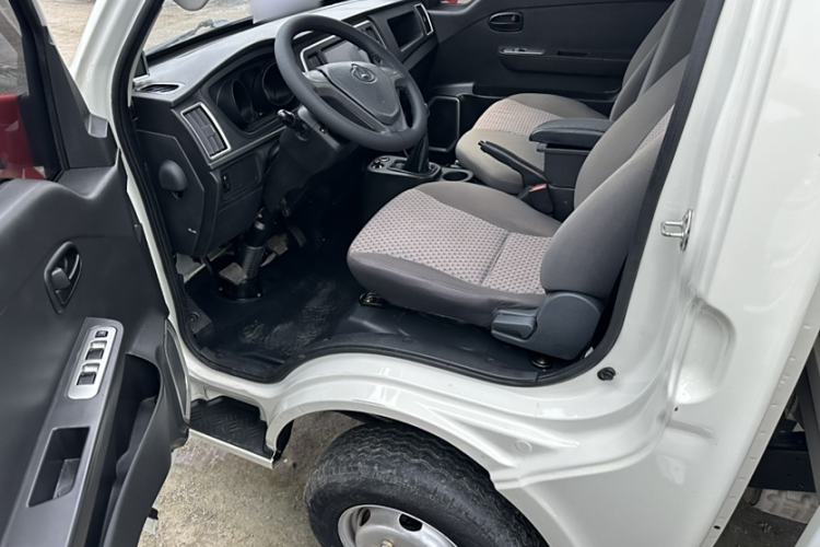 Used CHANGAN KUAYUE Zhe D5 2021 1.6L Comfort Edition Single-Row Crew Cab with Dual Rear Wheels 3750mm Cargo Bed DAM16KL Interior 7