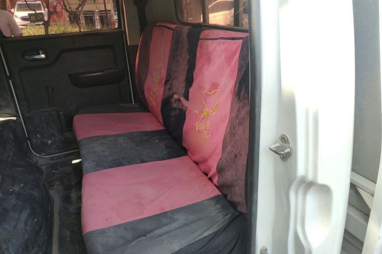 Used CHANGAN KUAYUE Zhe D5 2021 1.6L Comfort Edition Double-Cab Flatbed with Dual Rear Wheels 3050mm Cargo Bed DAM16KL Left Rear Seat