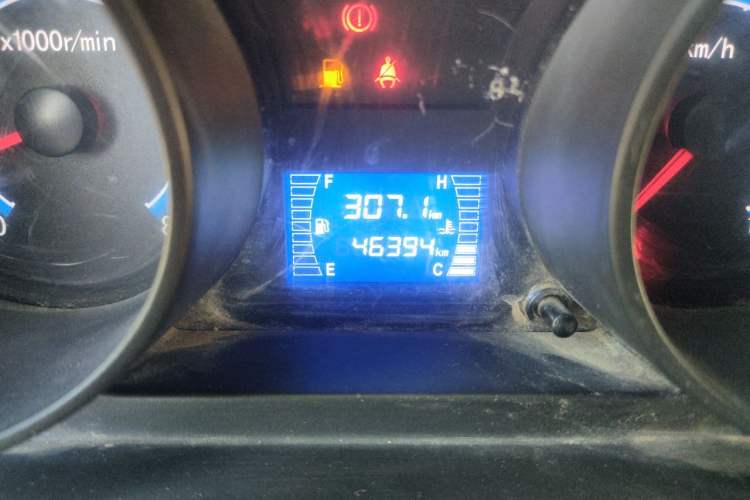 Used CHANGAN KUAYUE Zhe D5 2021 1.6L Comfort Edition Double-Cab Flatbed with Dual Rear Wheels 3050mm Cargo Bed DAM16KL Odometer Close Up