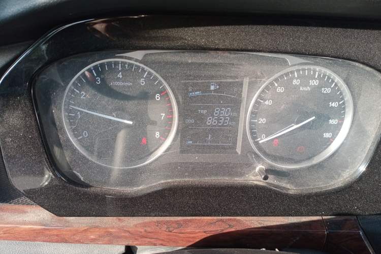 Used CHANGAN KUAYUE Zhe D5 2021 1.6L Standard Edition Single-Row Cargo Bed with Double Rear Wheels 3750mm Cargo Box DAM16KL Odometer Close Up