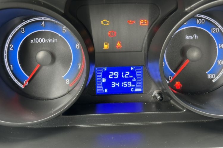 Used CHANGAN KUAYUE Zhe D5 2021 1.6L Comfort Edition Single-Row Crew Cab with Dual Rear Wheels 3750mm Cargo Bed DAM16KL Odometer Close Up