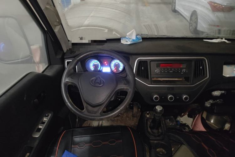 Used CHANGAN KUAYUE Zhe D5 2021 1.6L Standard Edition Double-Cab Flatbed with Dual Rear Wheels 3050mm Cargo Bed DAM16KL Steering Wheel