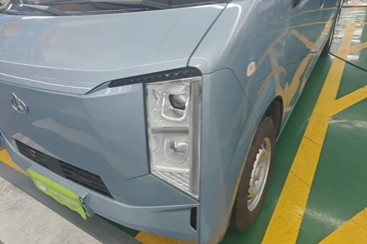 Used CHANGAN KUAYUE Starlight EV 2025 9-Passenger Passenger Vehicle—350km Comfort Edition Left Front Headlight