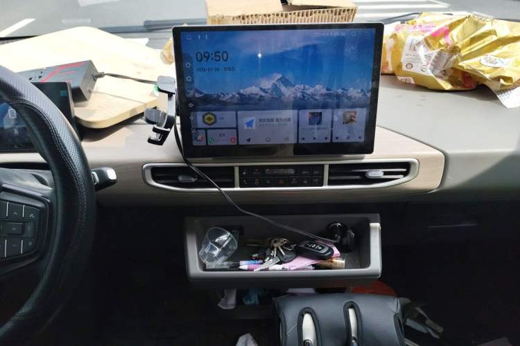 Used CHANGAN KUAYUE Starlight EV 2025 Model 7-Passenger Passenger Vehicle, 350 km, Luxury Edition Audio And AC Panel