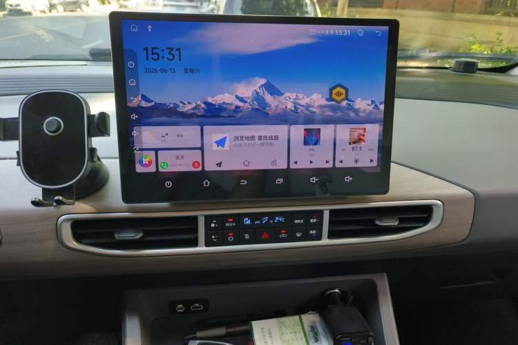 Used CHANGAN KUAYUE Starlight EV 2025 Model 7-Passenger Passenger Vehicle, 300 km, Luxury Edition Audio And AC Panel